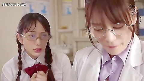 Jovencita japonesa tetona 82 big booty asian teen 18+ video