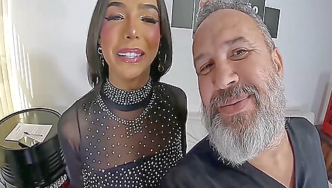 Amateur anal video with a hot brunette in lingerie