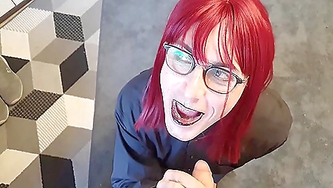 Horny girl is going to get banged like a naughty chick