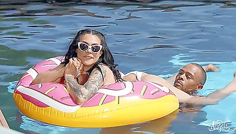 Hot brunette with perfect body gives a blowjob to her black lover